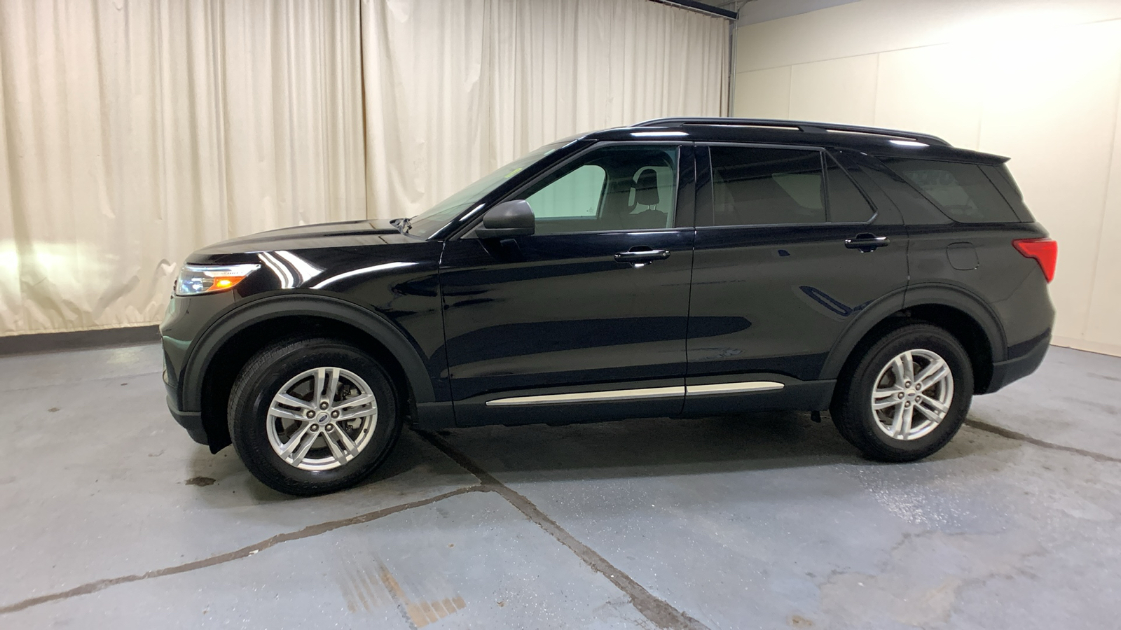 2021 Ford Explorer XLT 6