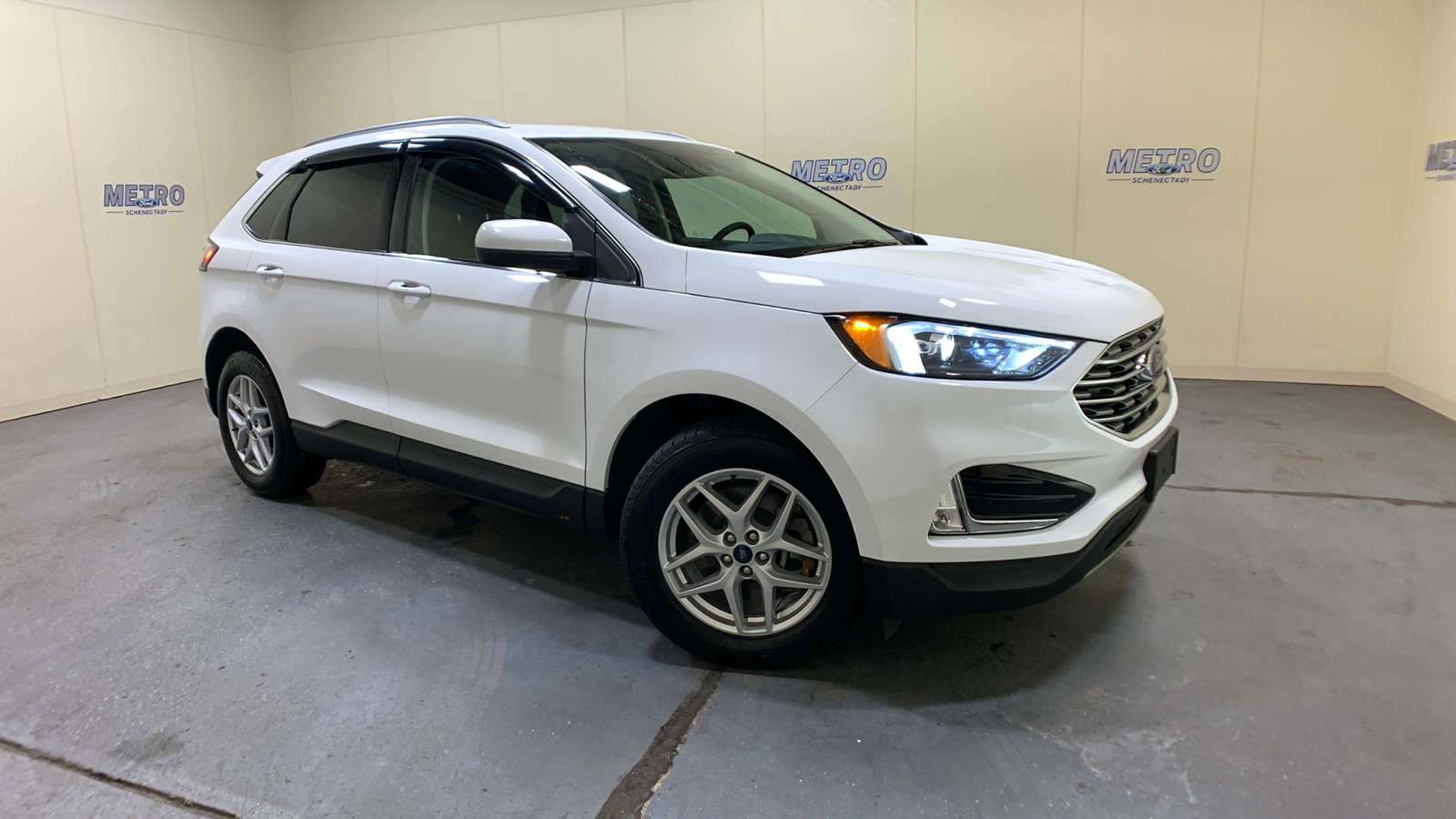 2022 Ford Edge SEL 1