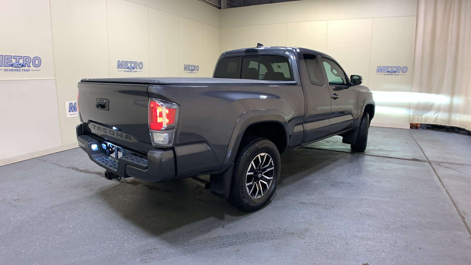 2022 Toyota Tacoma TRD Sport 3