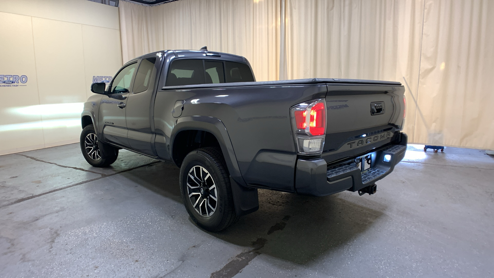 2022 Toyota Tacoma TRD Sport 5