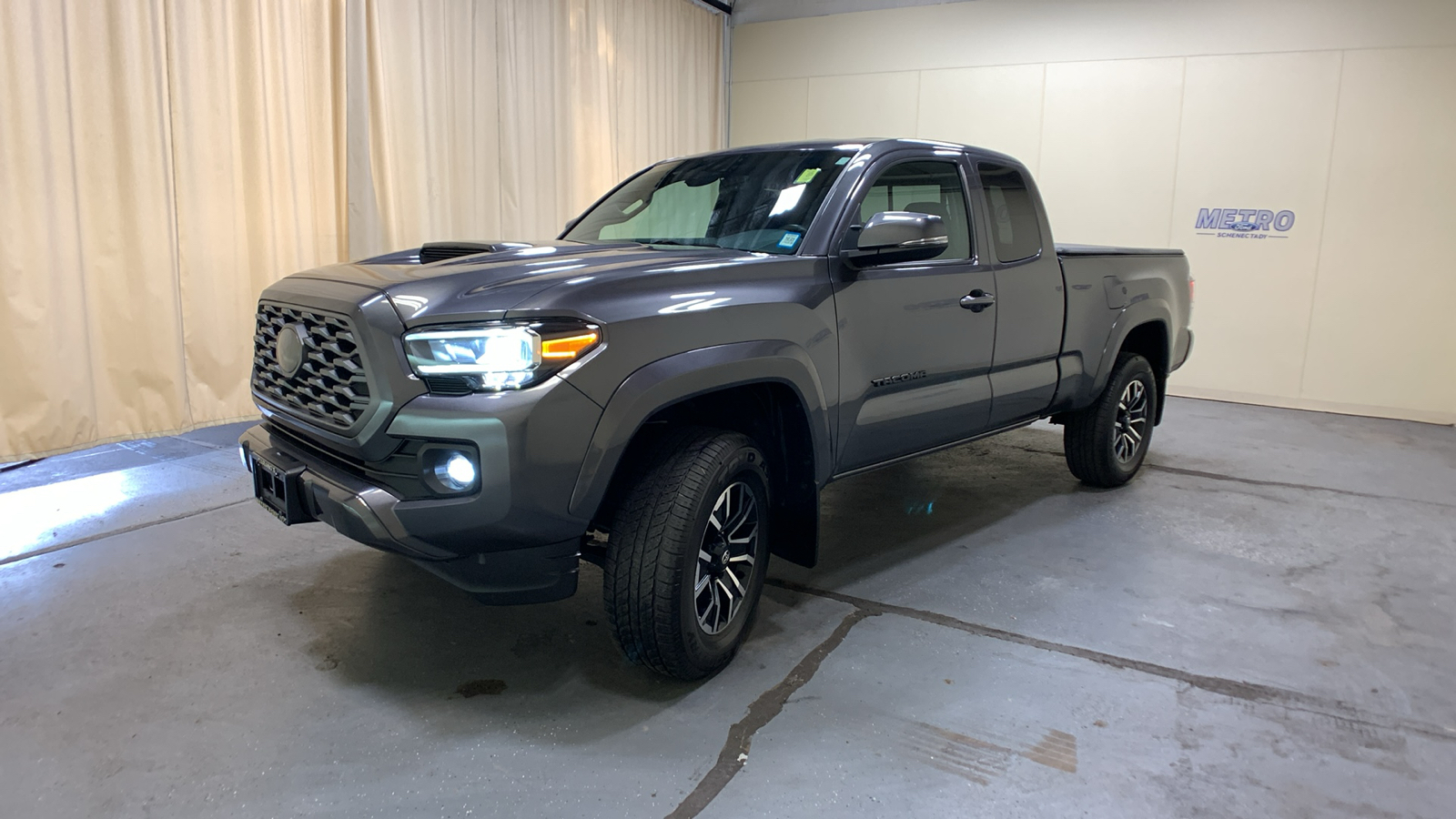 2022 Toyota Tacoma TRD Sport 37