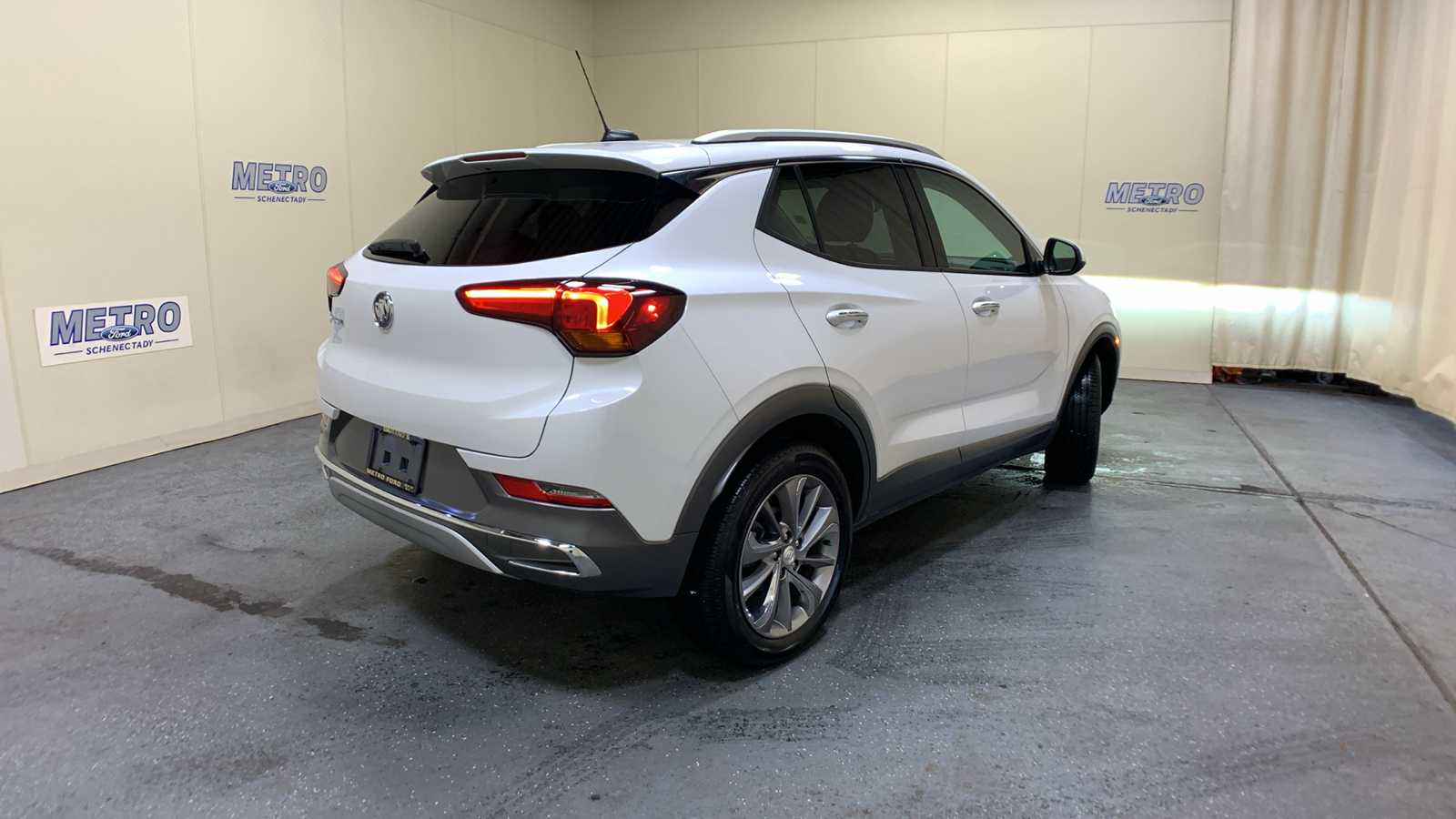 2023 Buick Encore GX Essence 3