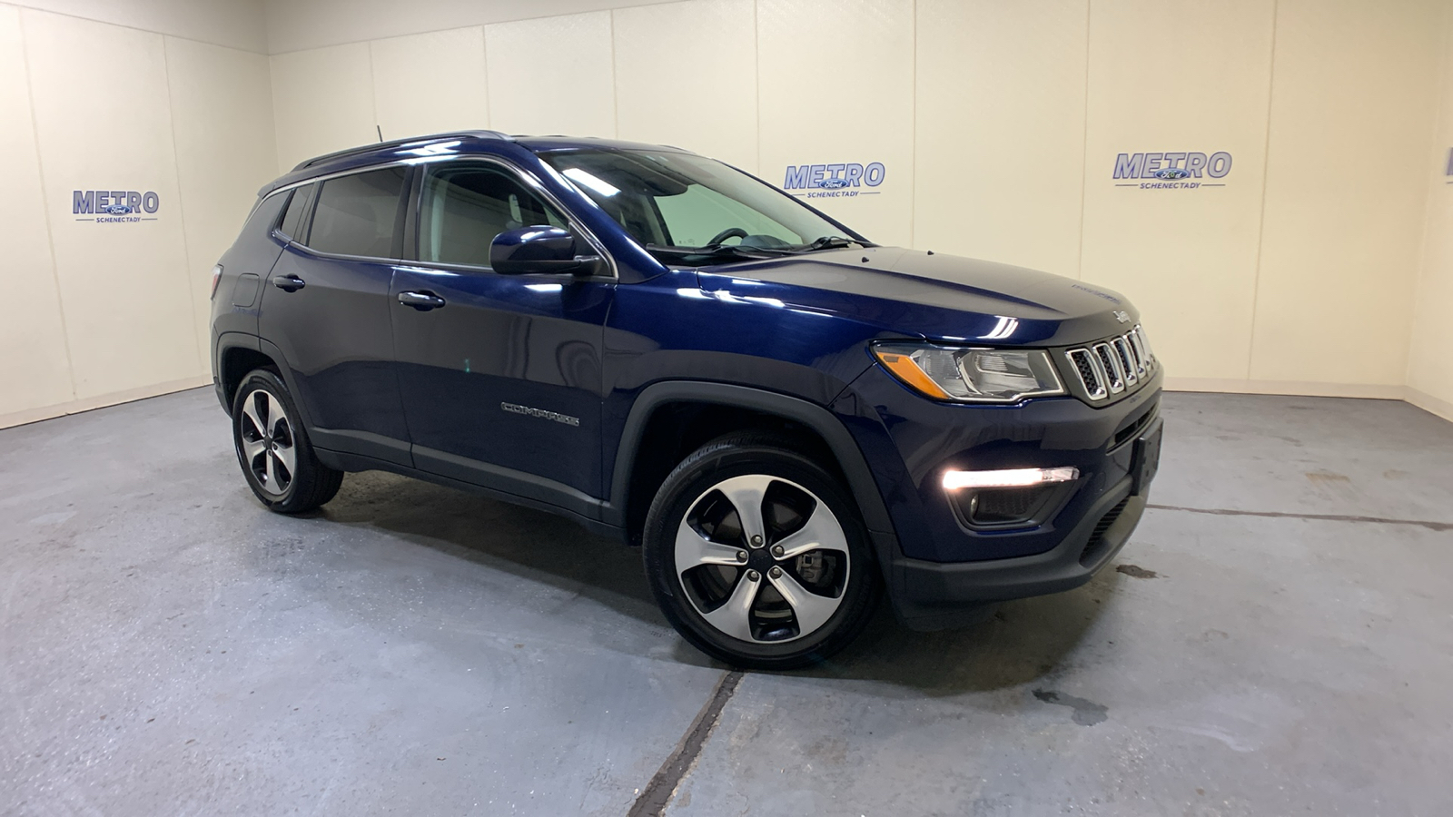 2017 Jeep New Compass Latitude 1