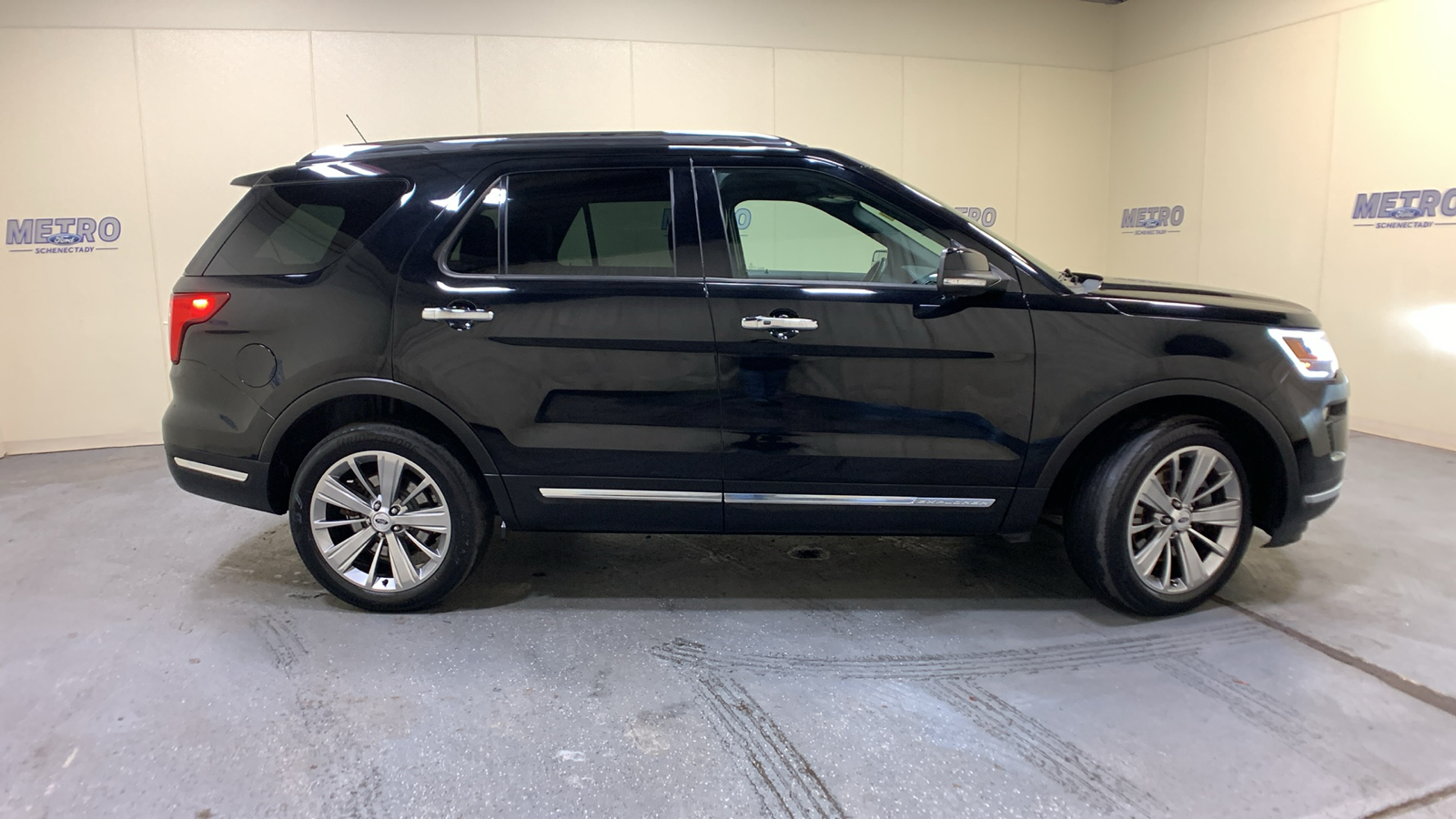 2018 Ford Explorer Limited 2