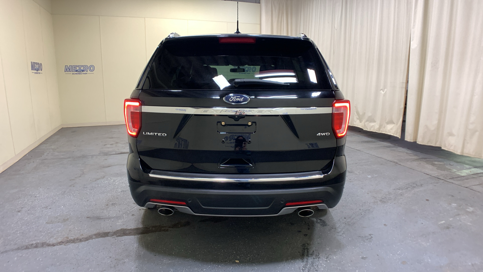 2018 Ford Explorer Limited 4