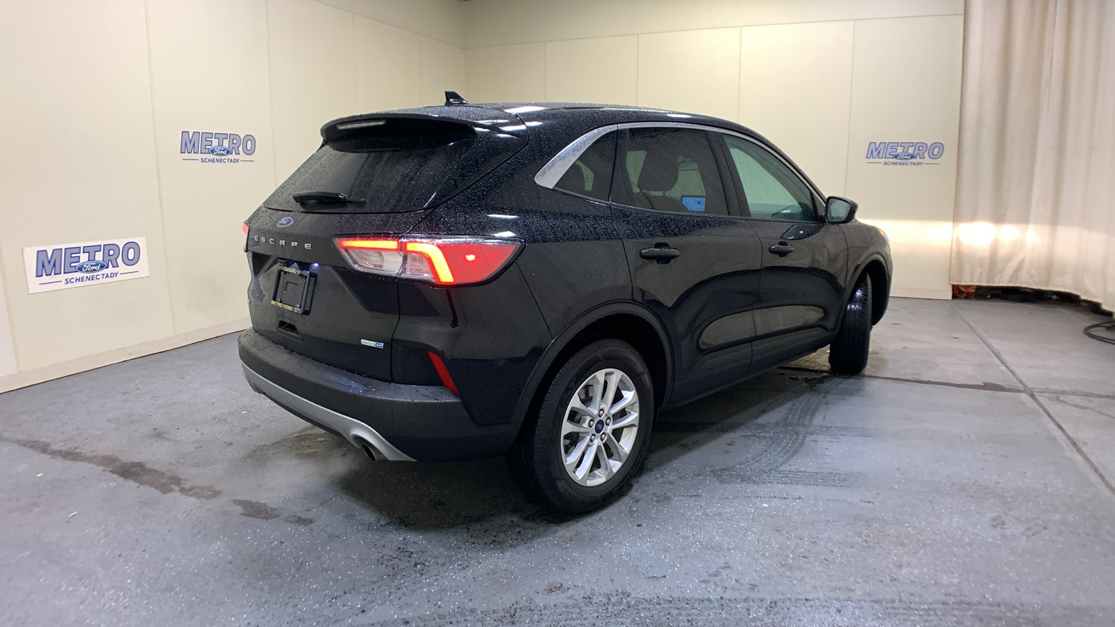 2020 Ford Escape SE 3