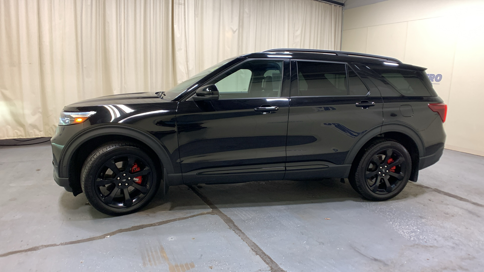 2021 Ford Explorer ST 6