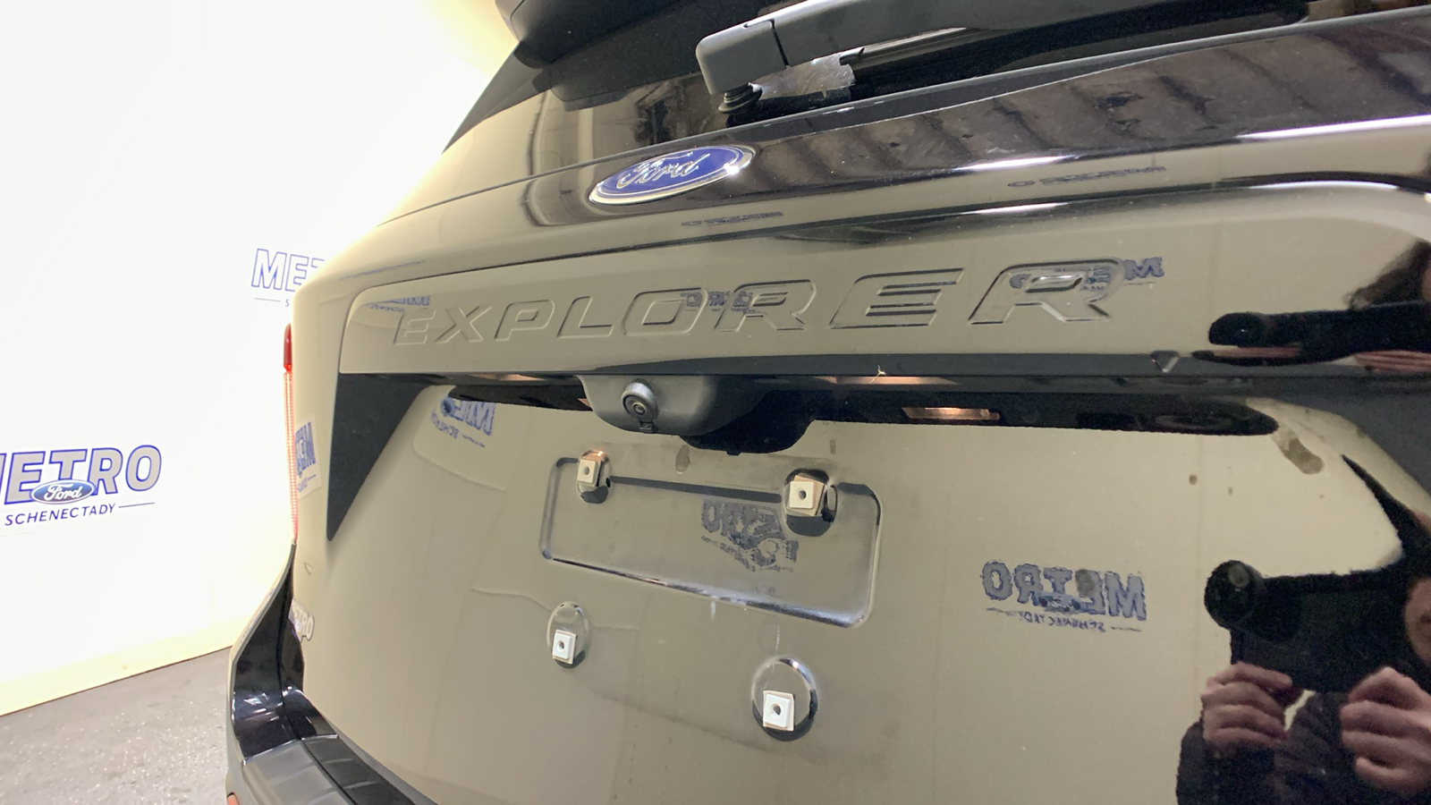 2021 Ford Explorer ST 21