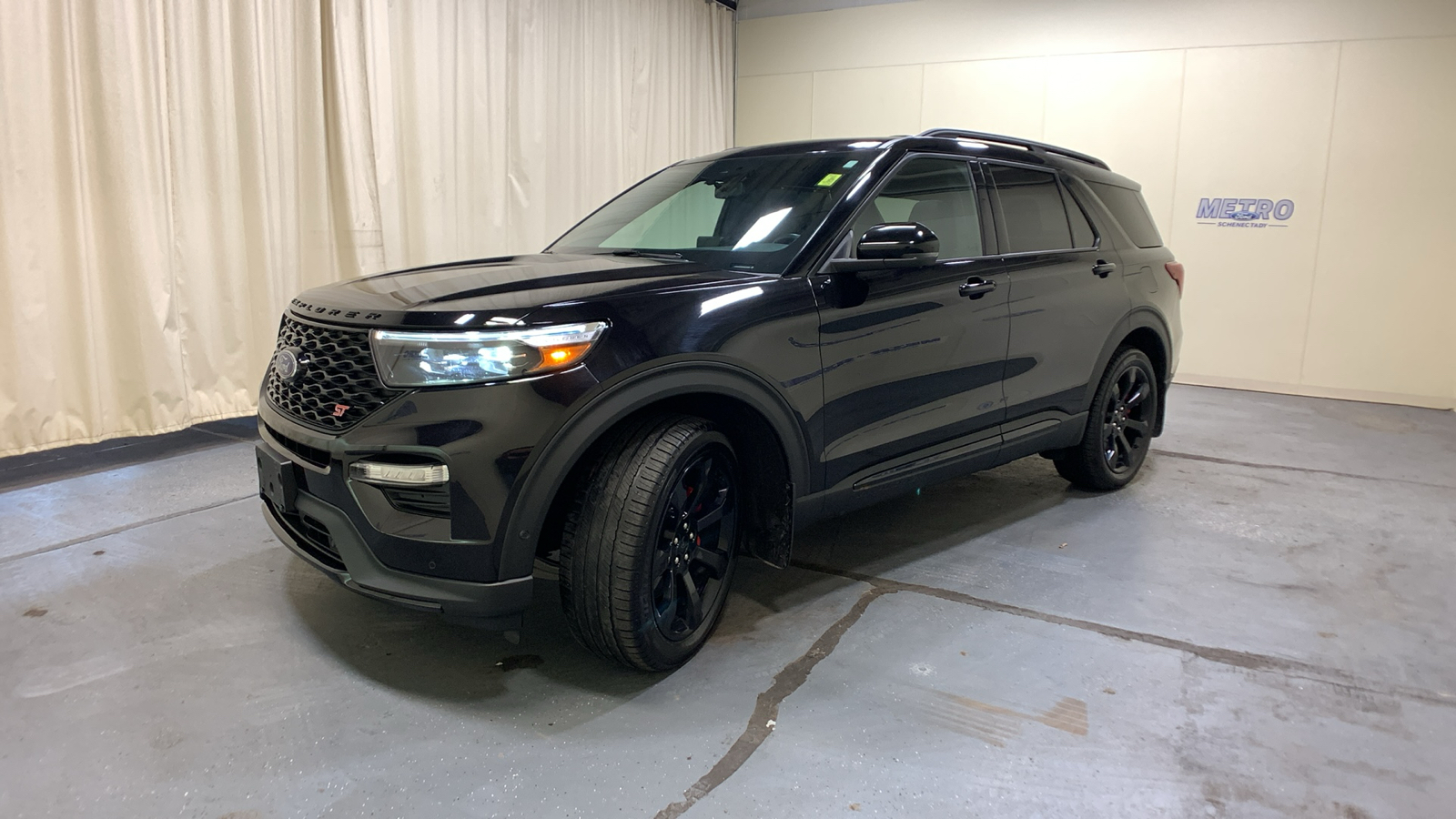 2021 Ford Explorer ST 54