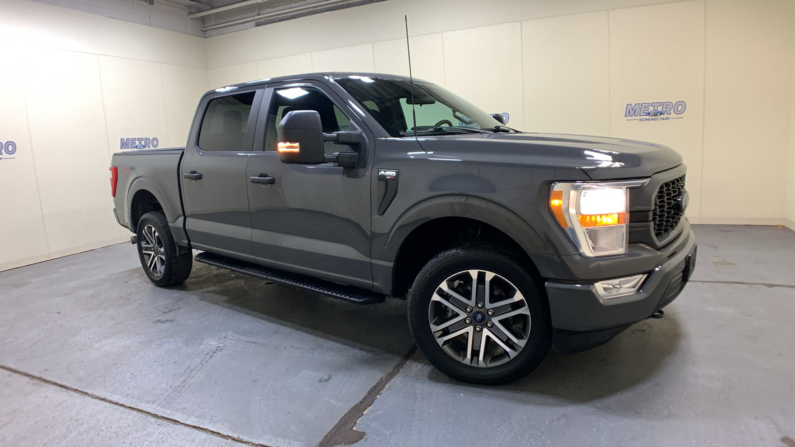 2021 Ford F-150 XL 1