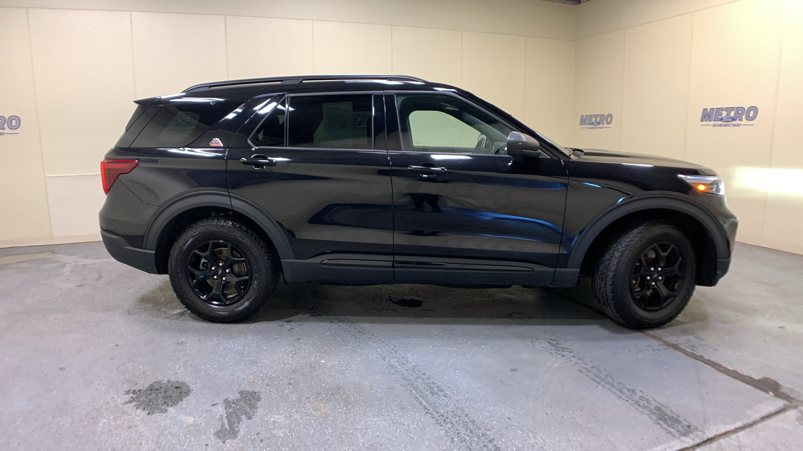 2021 Ford Explorer Timberline 2