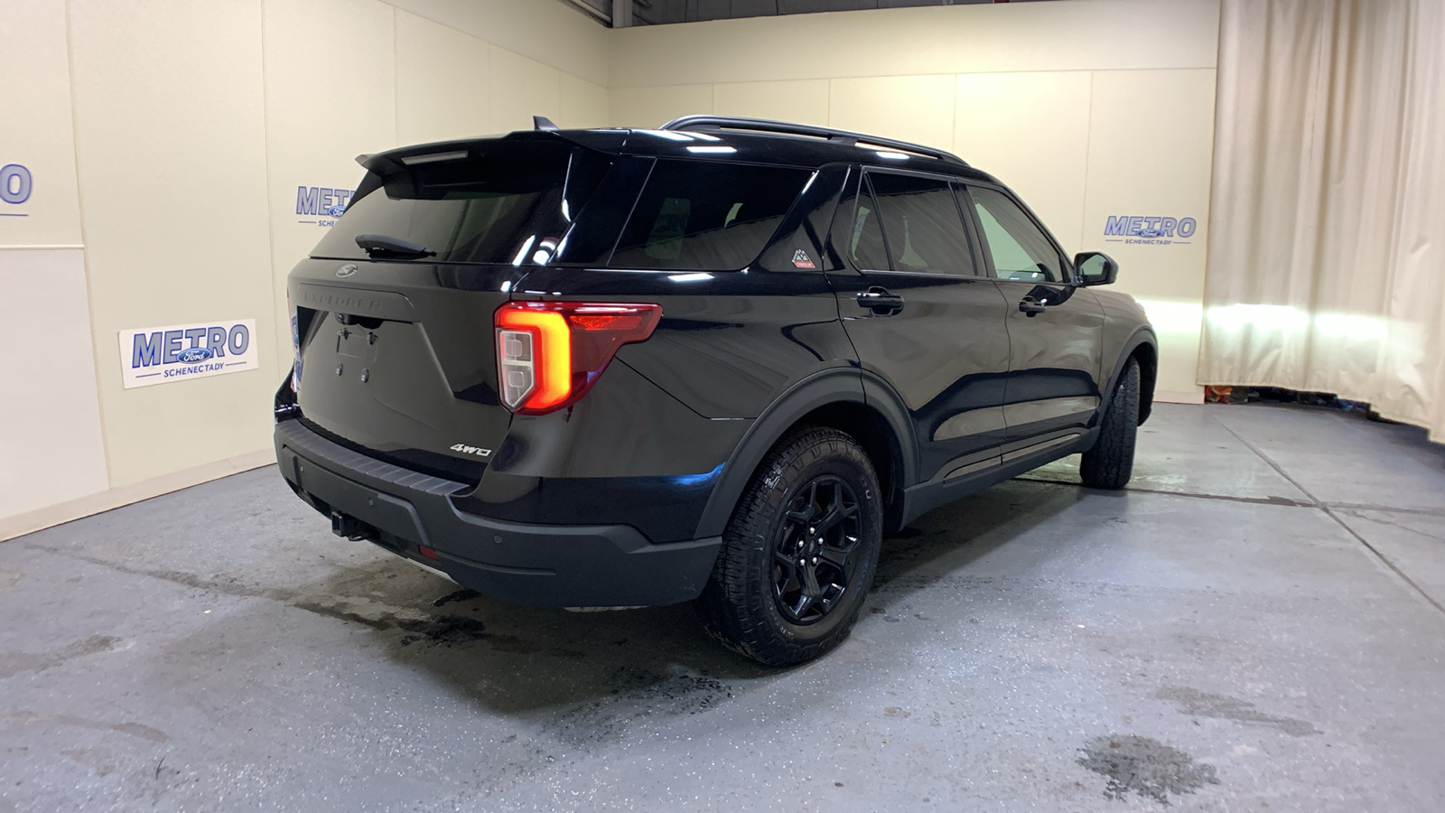 2021 Ford Explorer Timberline 3