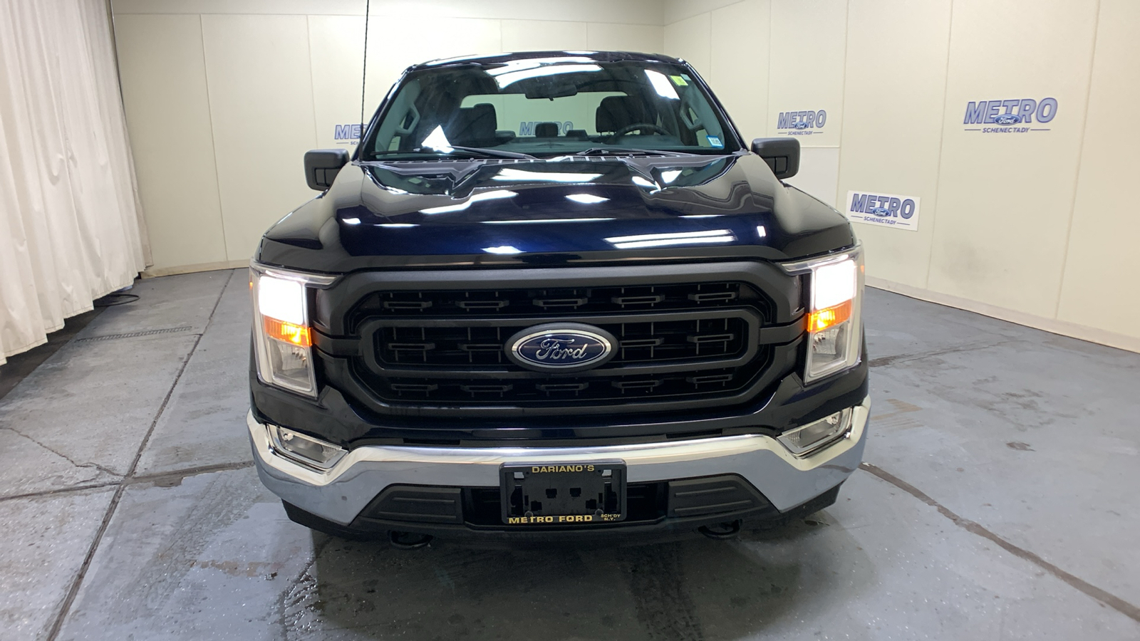 2021 Ford F-150 XL 8