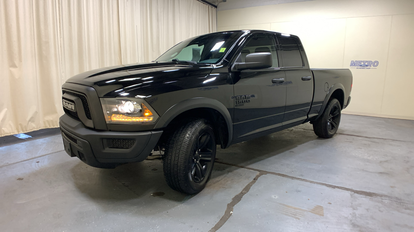 2021 Ram 1500 Classic Warlock 38