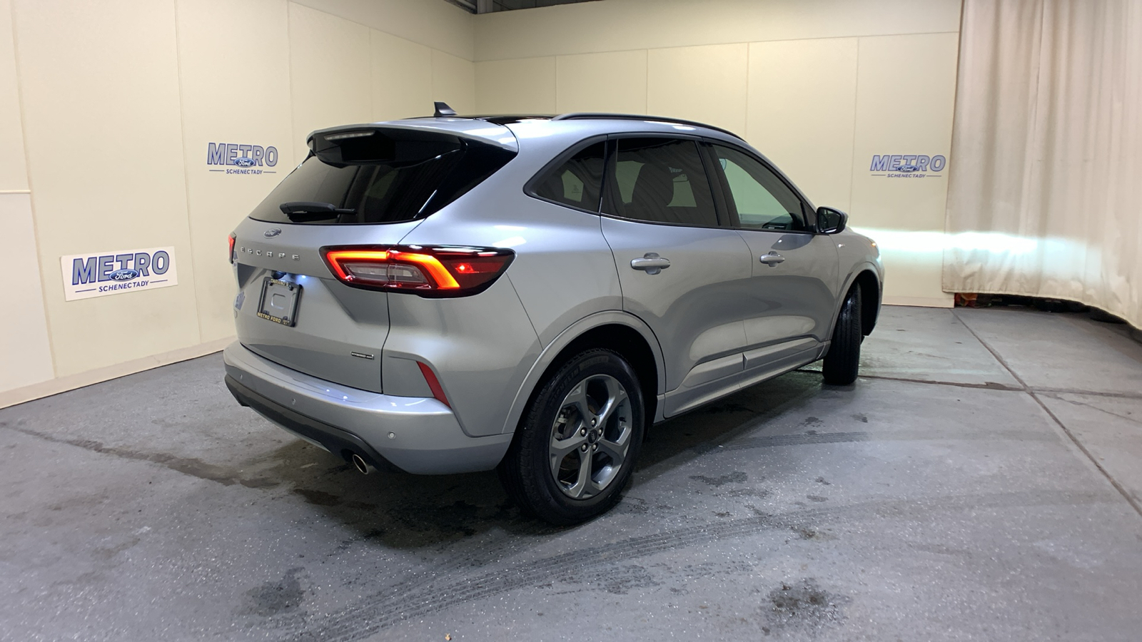 2023 Ford Escape Hybrid ST-Line Select 3