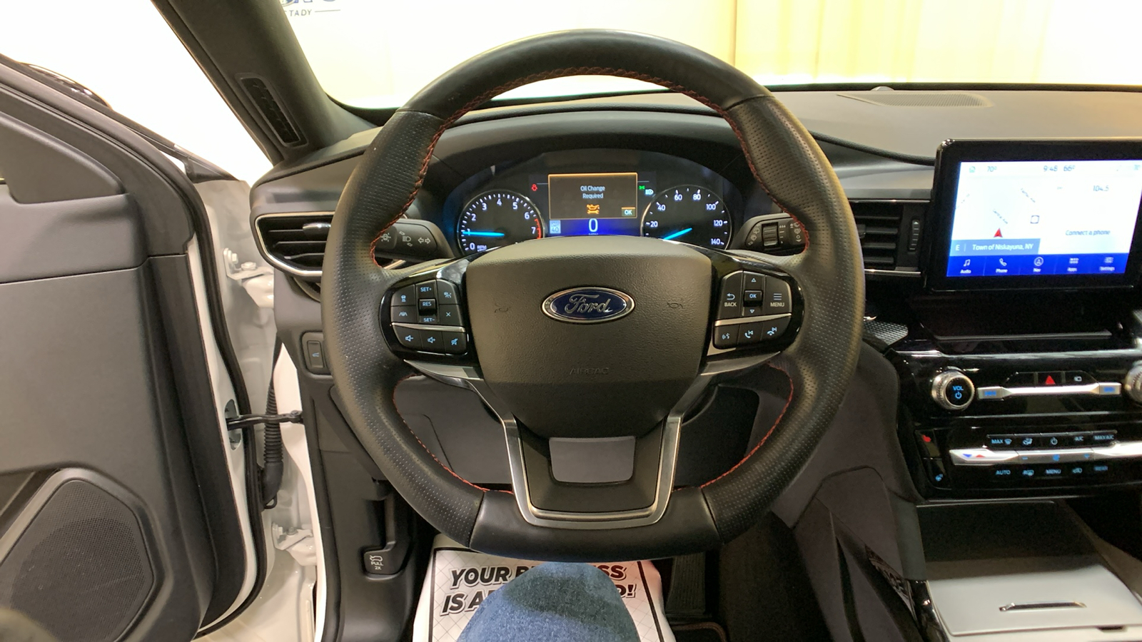 2022 Ford Explorer ST-Line 34