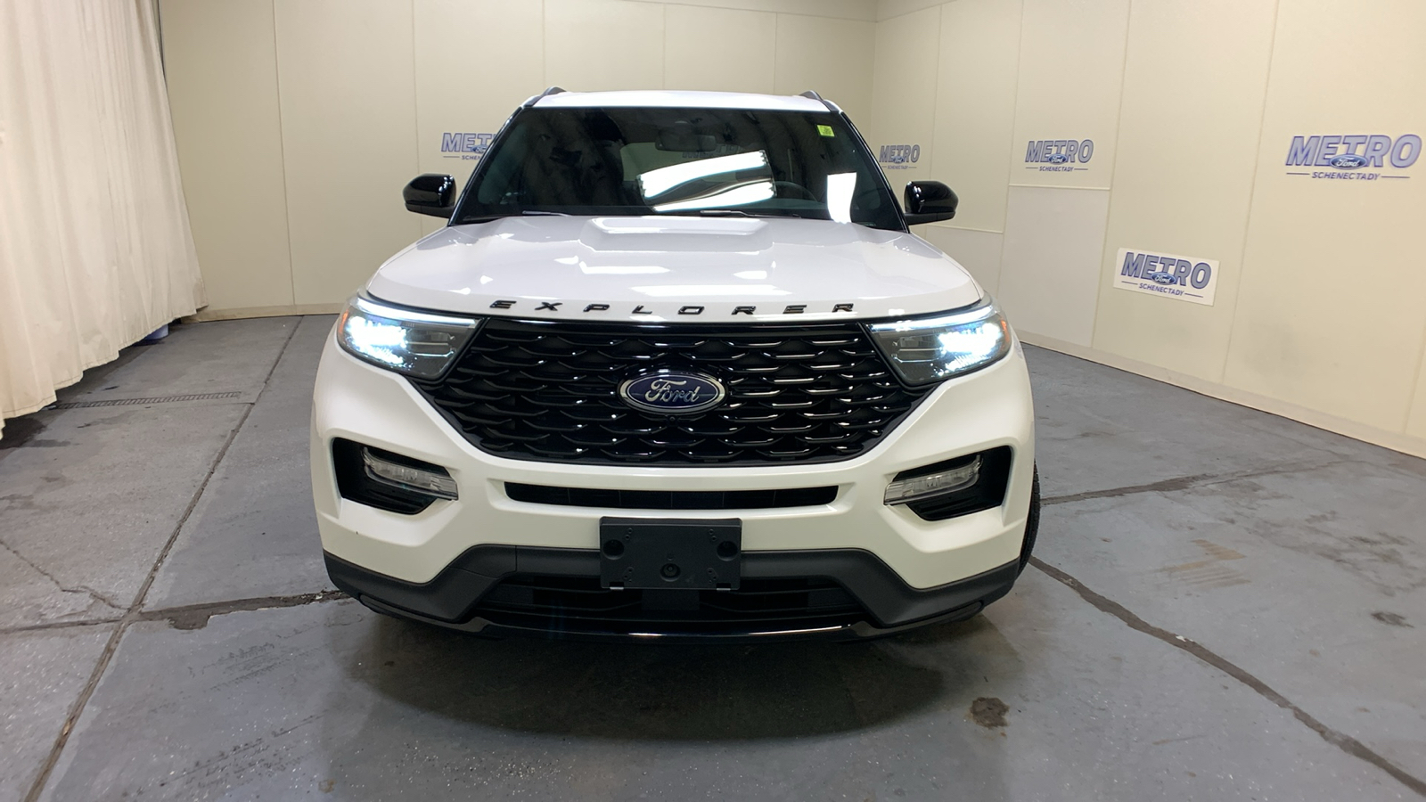 2022 Ford Explorer ST-Line 50