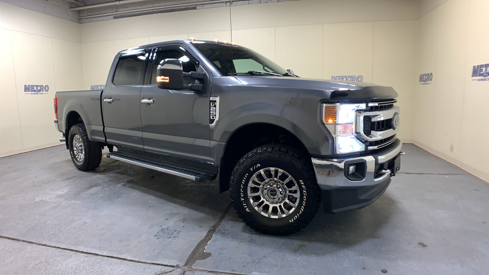 2021 Ford F-250SD XLT 1