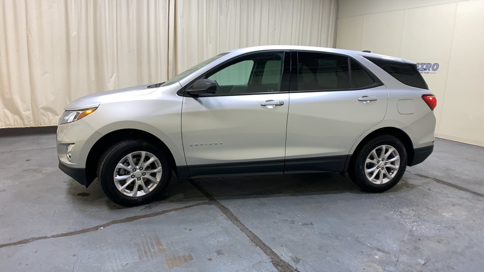 2019 Chevrolet Equinox LS 6