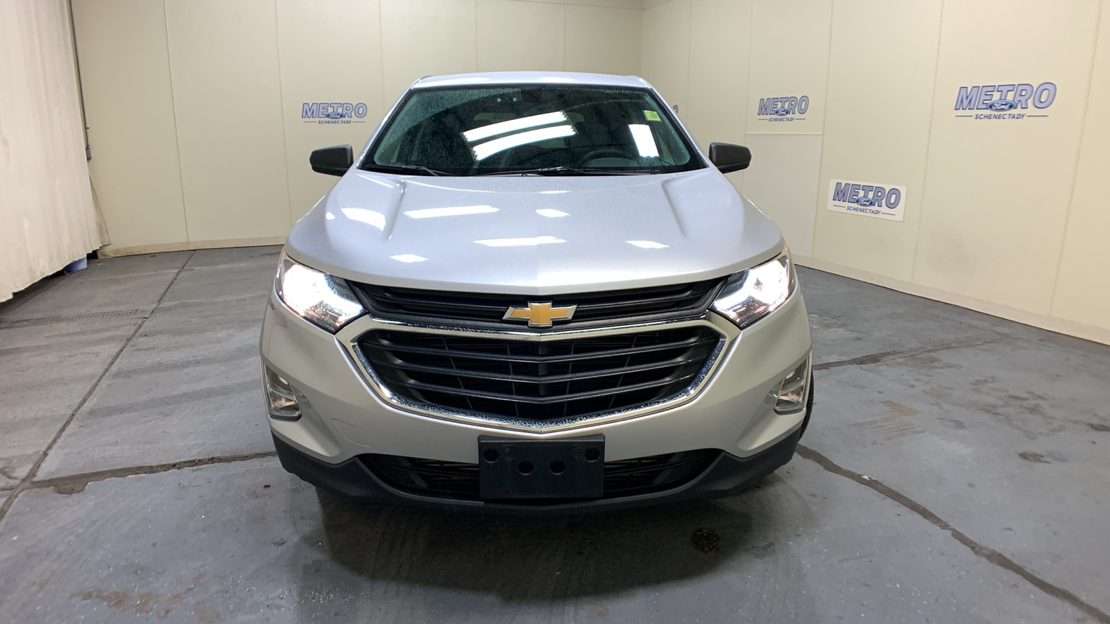 2019 Chevrolet Equinox LS 8