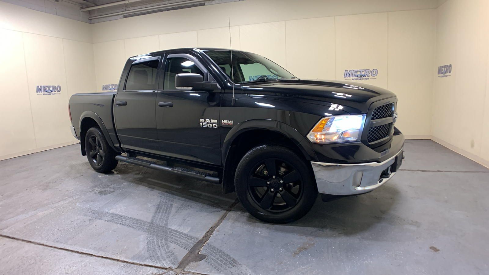 2016 Ram 1500 Outdoorsman 1