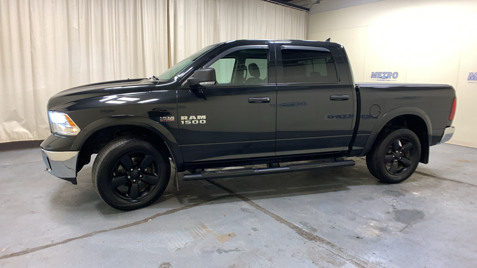 2016 Ram 1500 Outdoorsman 6