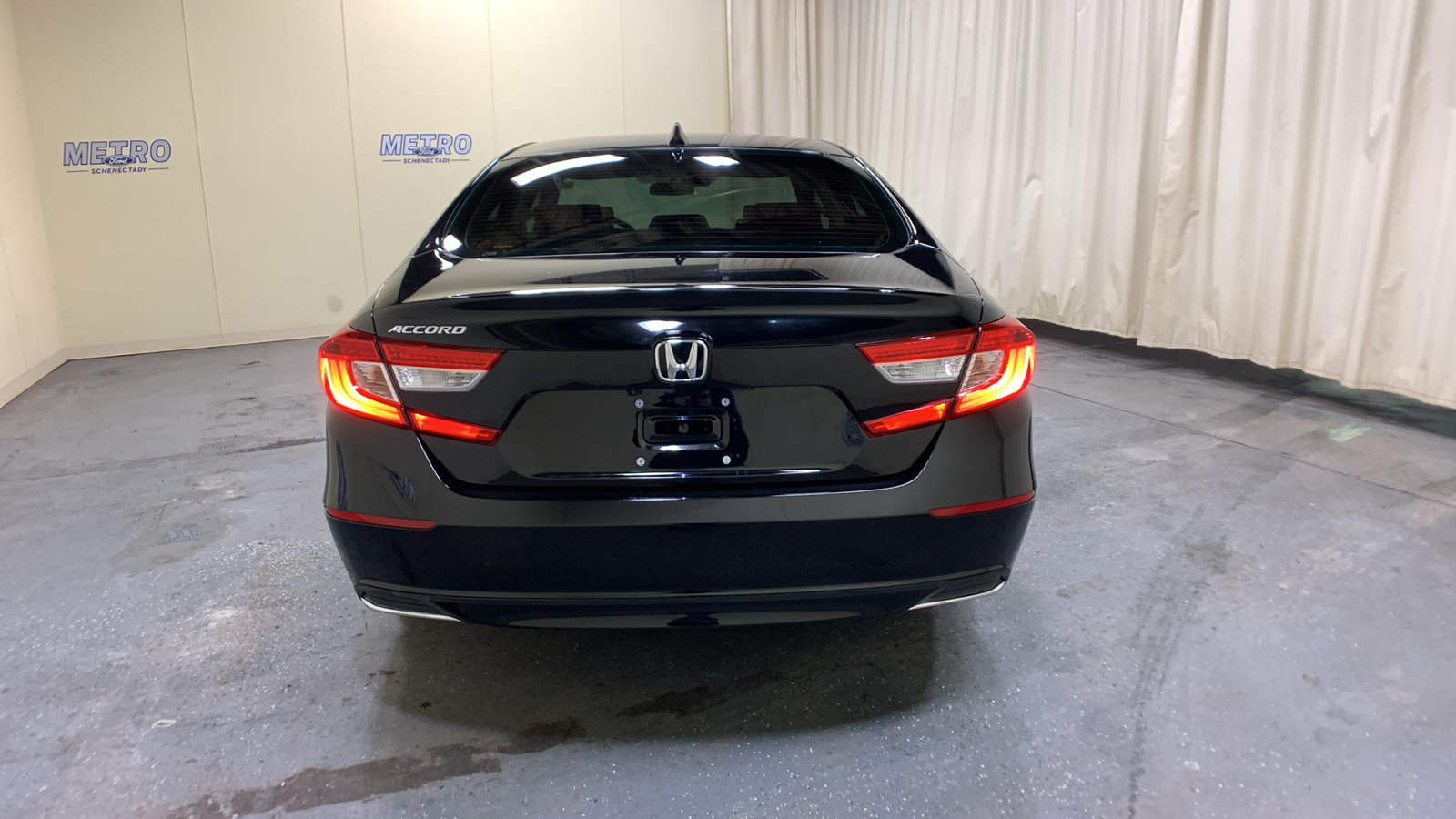 2019 Honda Accord EX 4