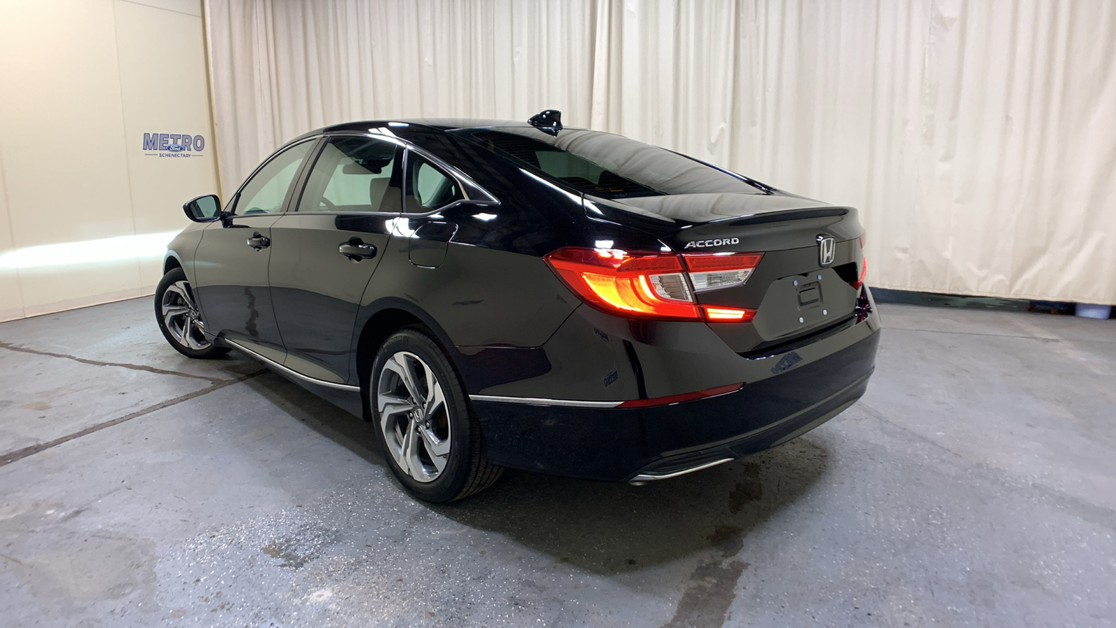 2019 Honda Accord EX 5