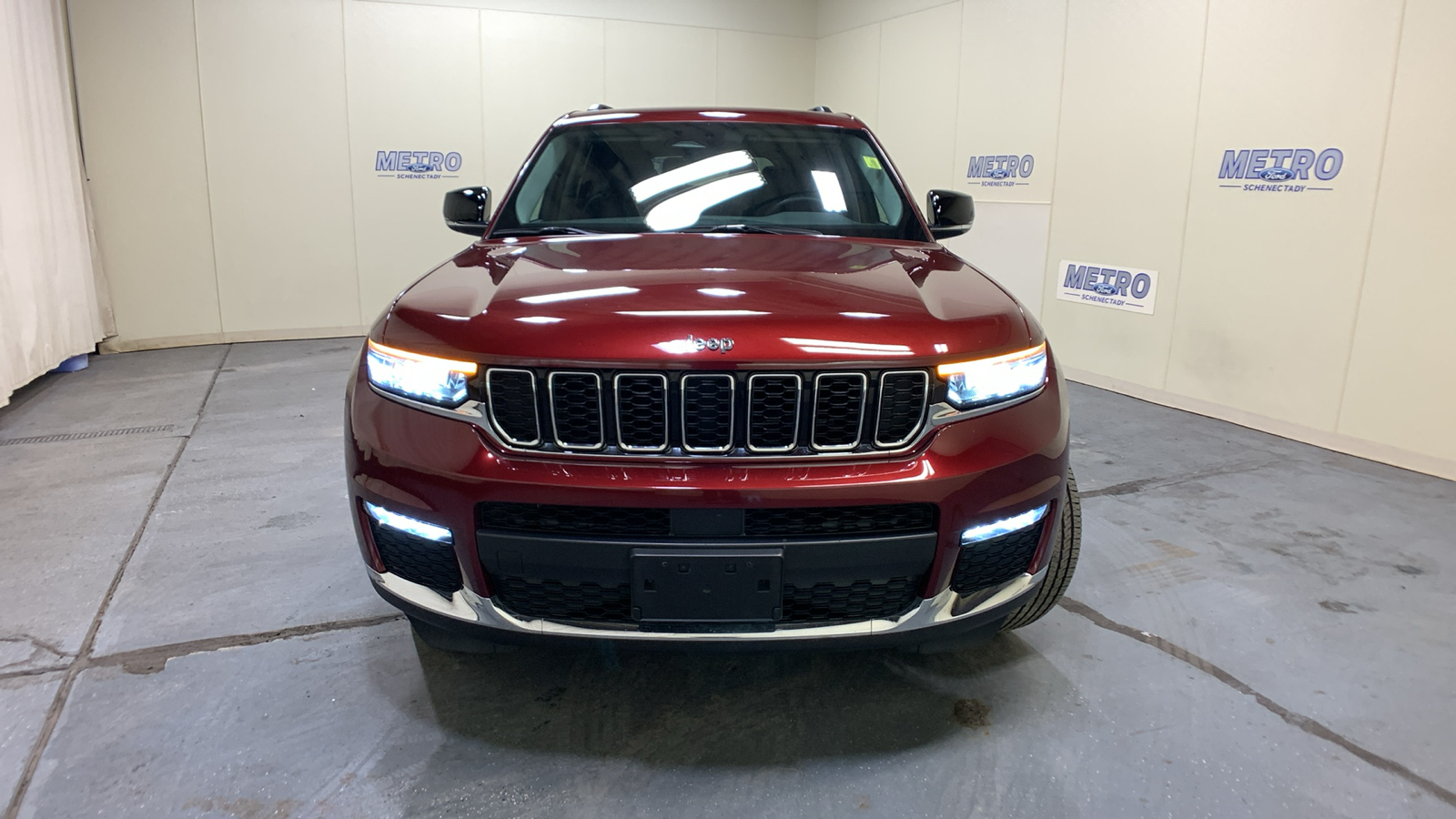 2022 Jeep Grand Cherokee L Limited 8