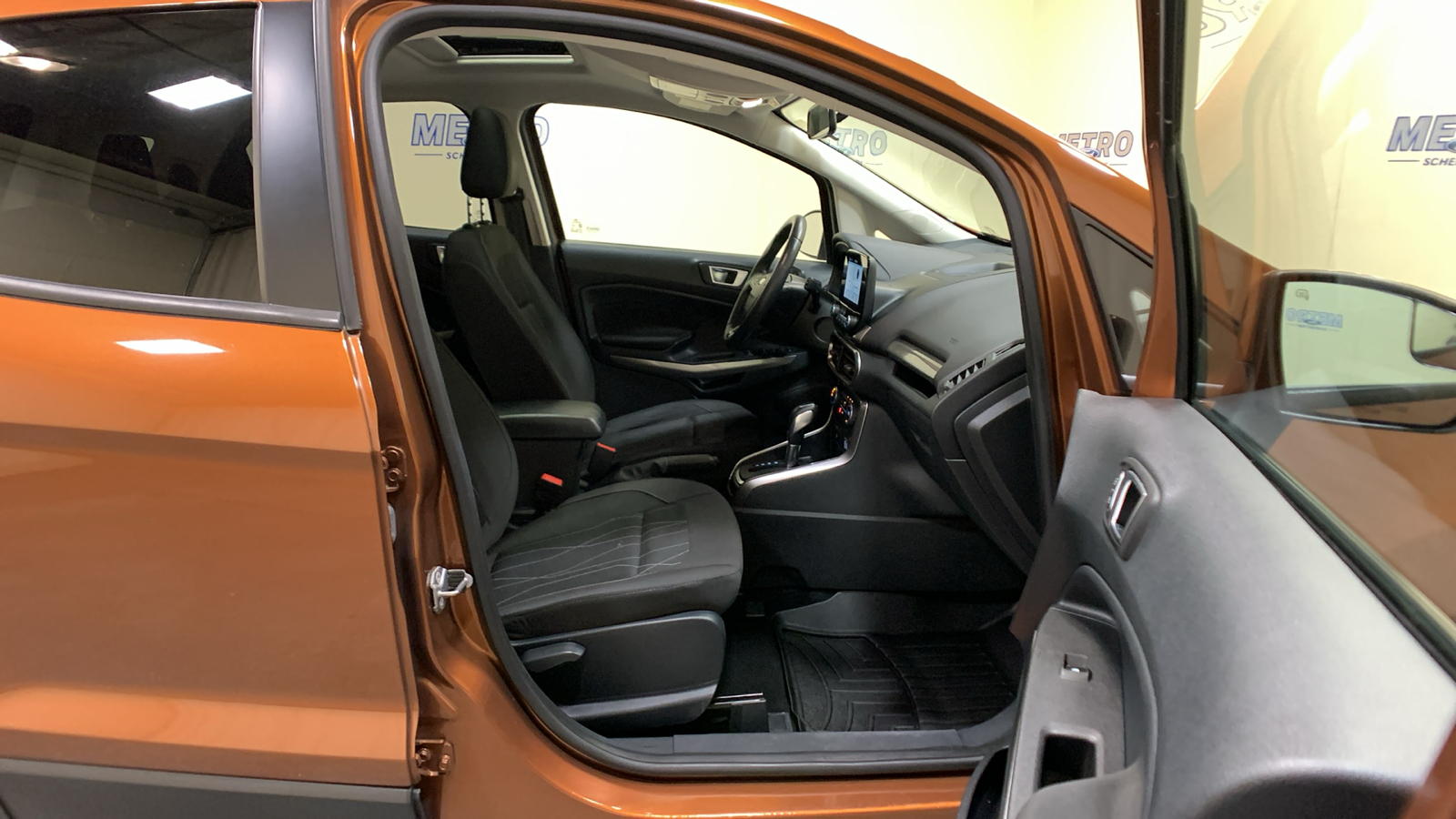 2018 Ford EcoSport SE 11