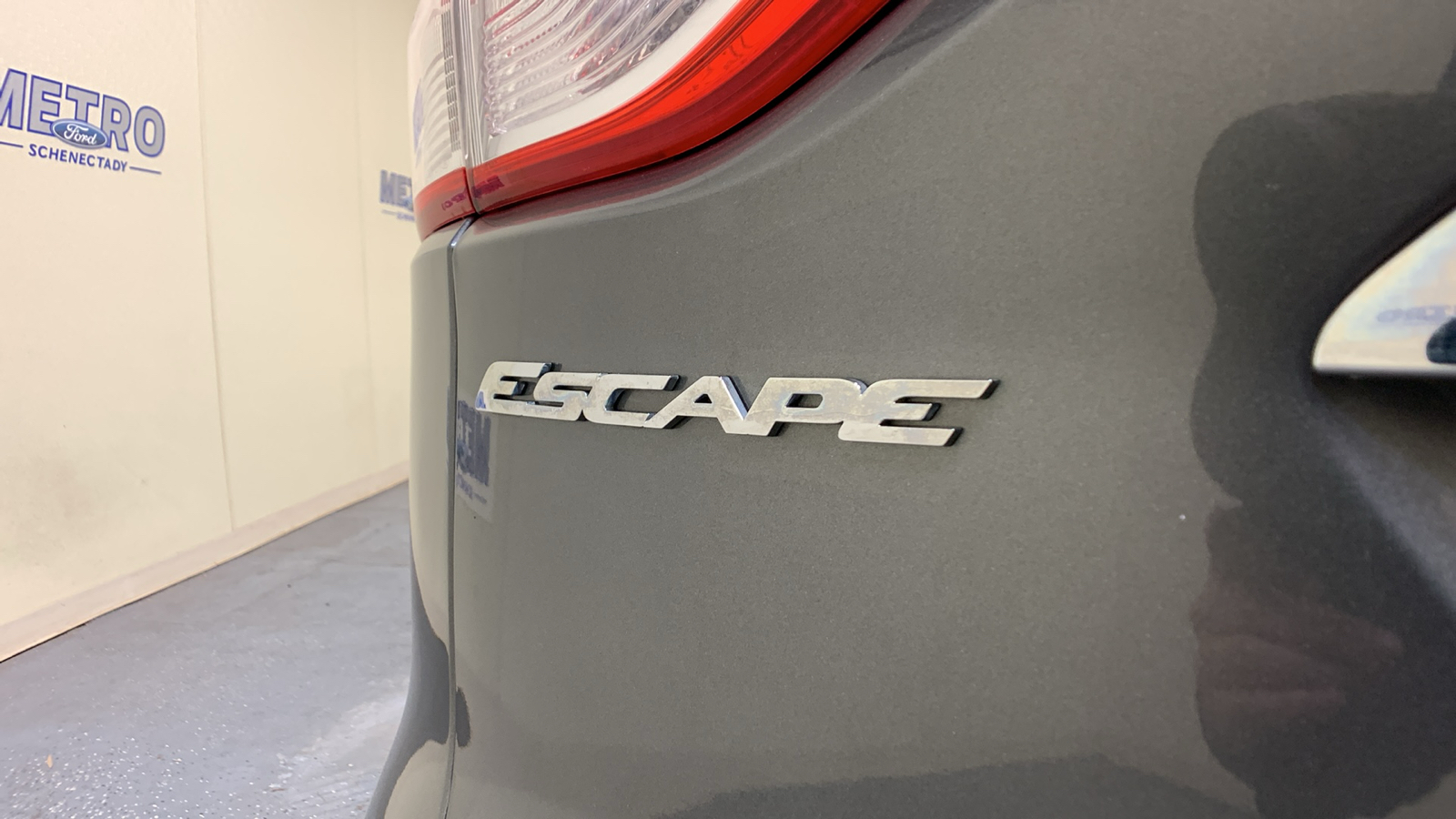 2014 Ford Escape Titanium 17