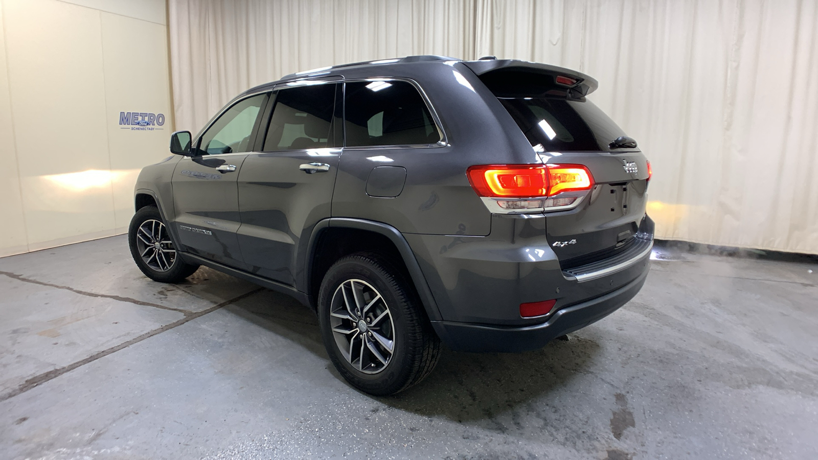 2018 Jeep Grand Cherokee Limited 5