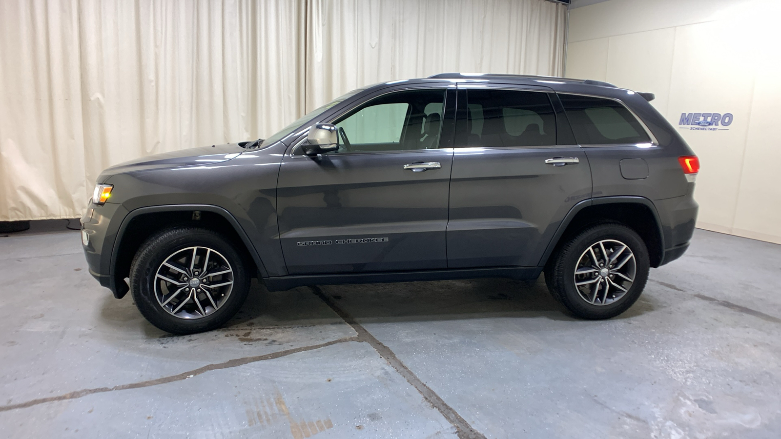 2018 Jeep Grand Cherokee Limited 6