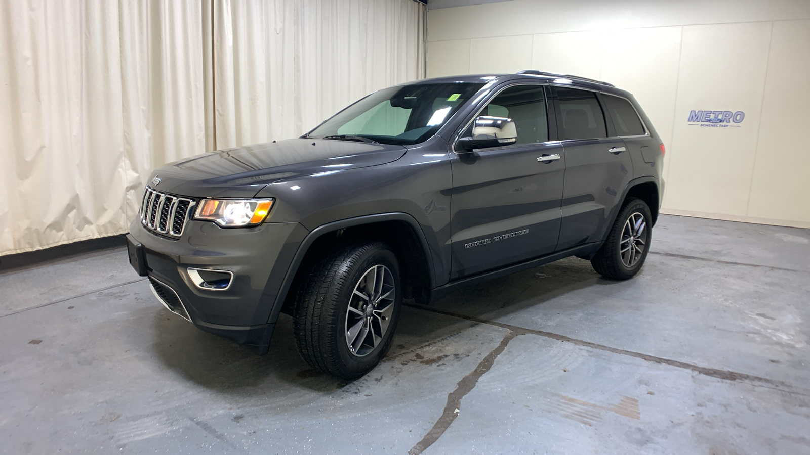 2018 Jeep Grand Cherokee Limited 7