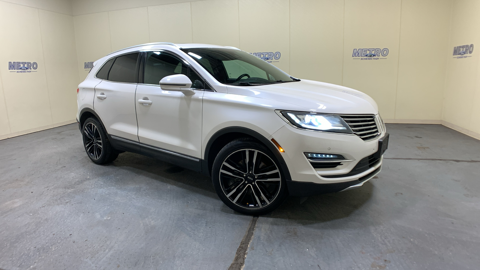 2017 Lincoln MKC Reserve 1