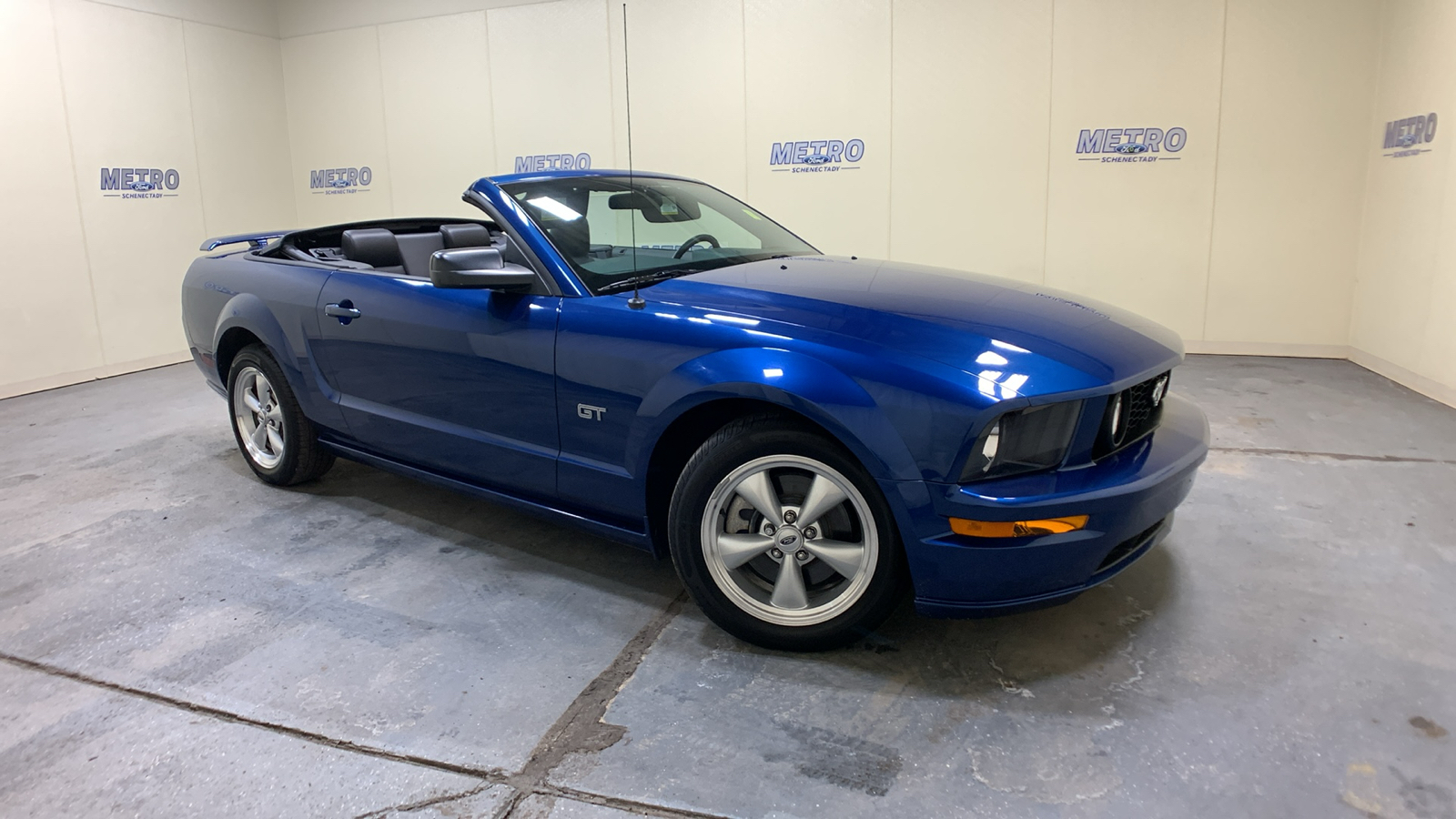 2007 Ford Mustang GT Deluxe 36