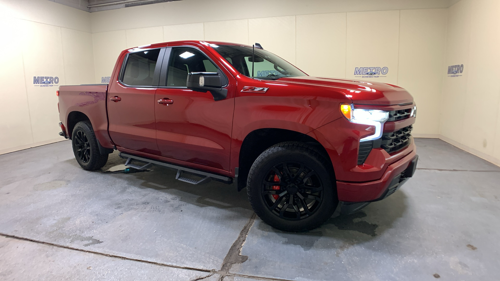 2023 Chevrolet Silverado 1500 RST 1