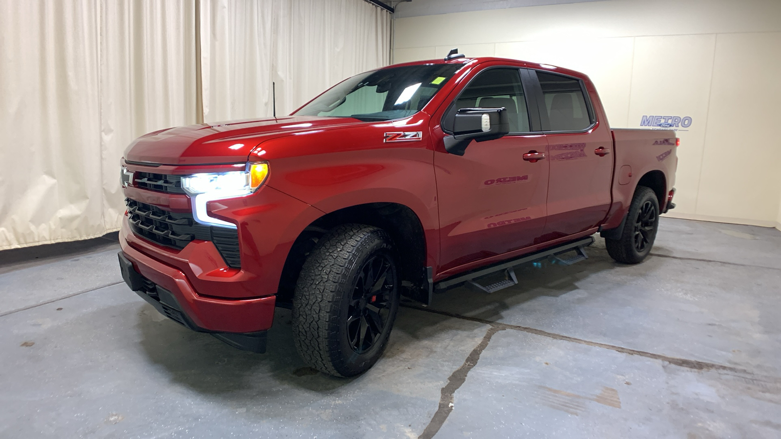 2023 Chevrolet Silverado 1500 RST 7