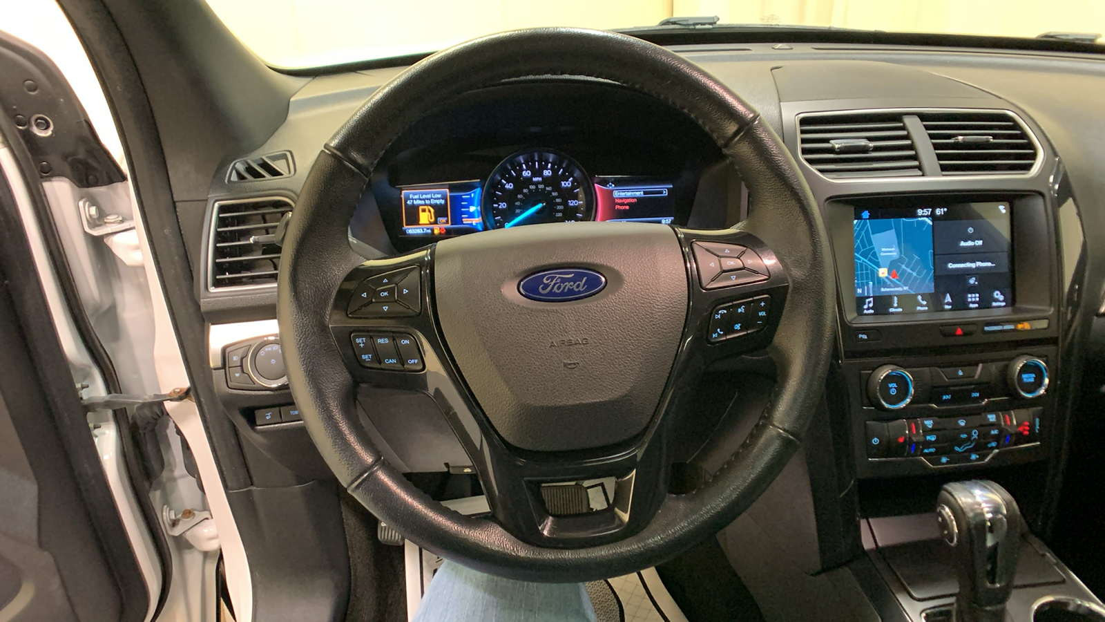 2018 Ford Explorer XLT 35