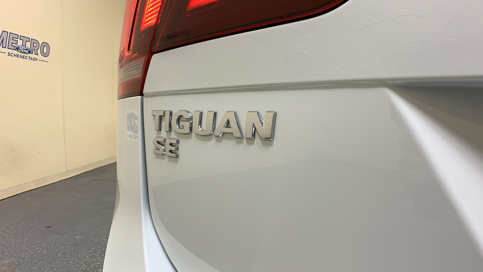 2020 Volkswagen Tiguan 2.0T SE 17