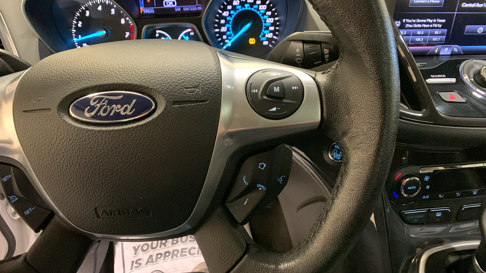 2013 Ford Escape Titanium 32