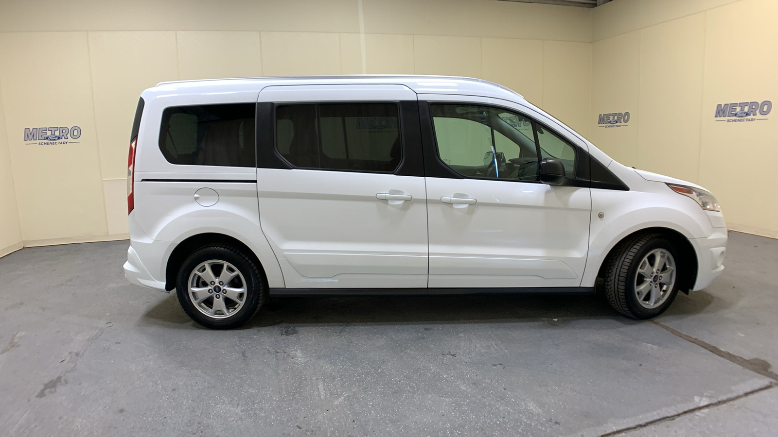 2016 Ford Transit Connect XLT 2