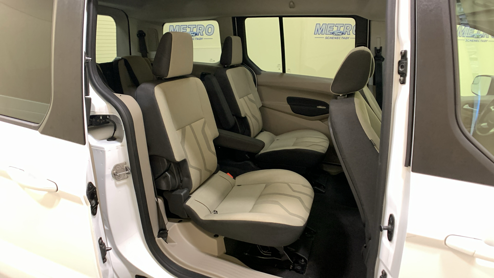 2016 Ford Transit Connect XLT 12