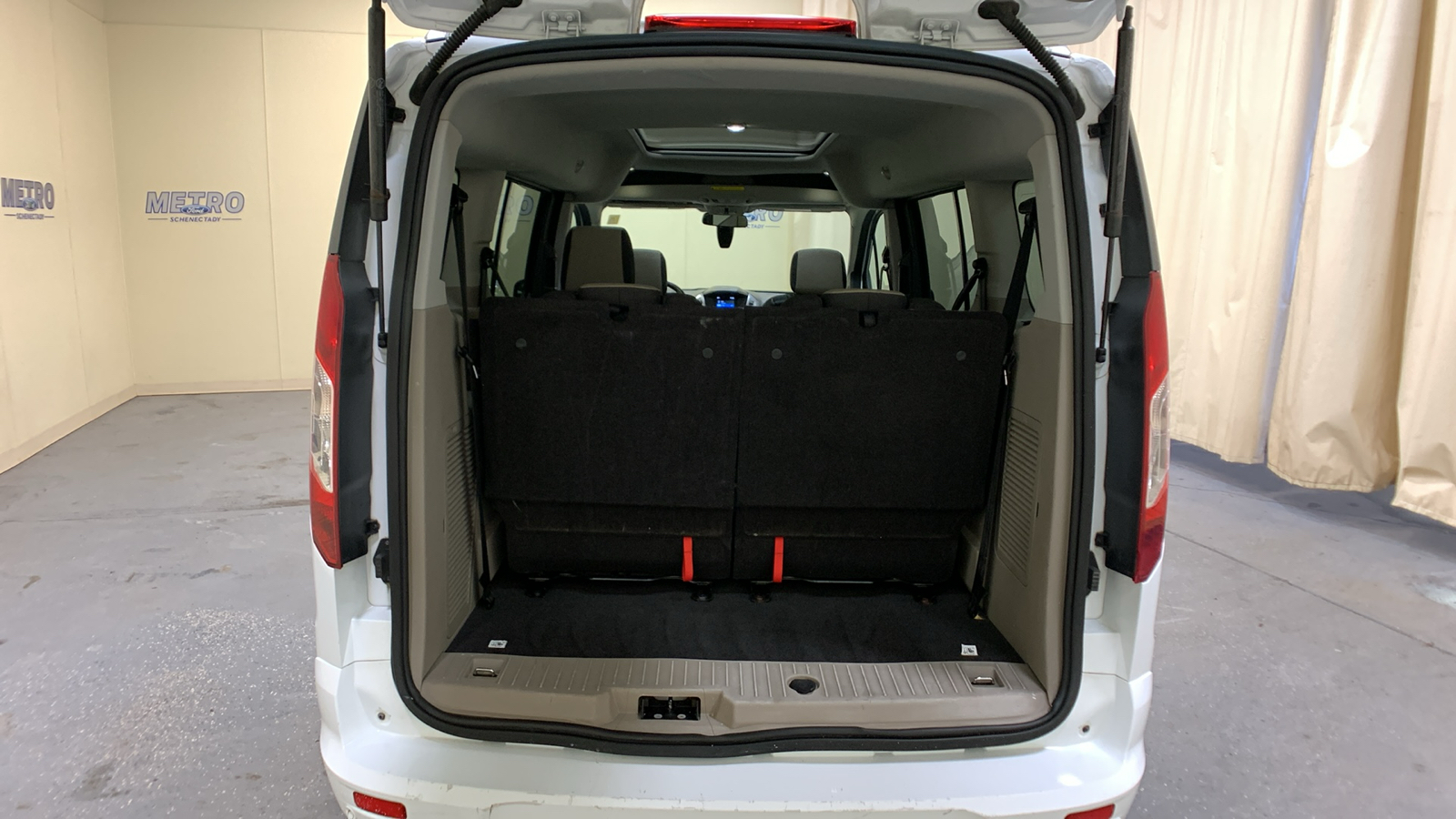 2016 Ford Transit Connect XLT 18