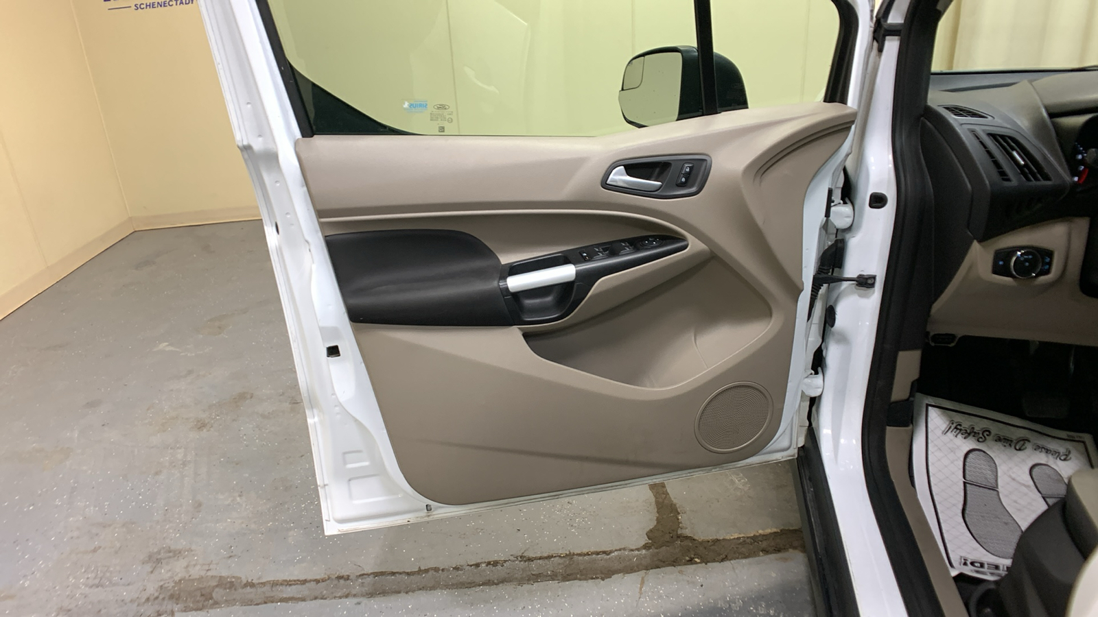 2016 Ford Transit Connect XLT 24