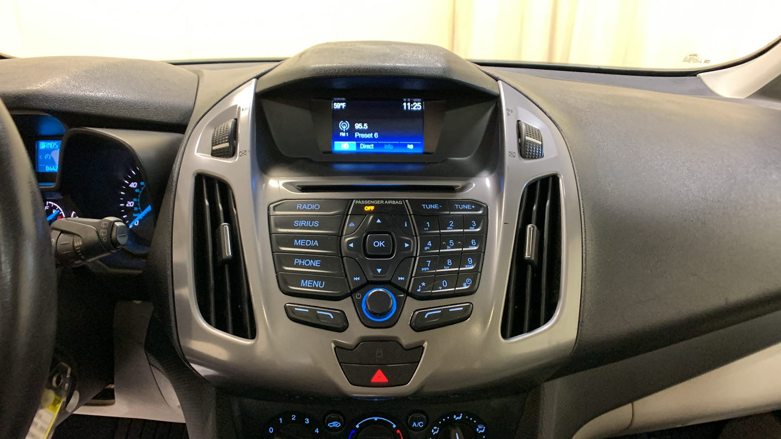 2016 Ford Transit Connect XLT 33
