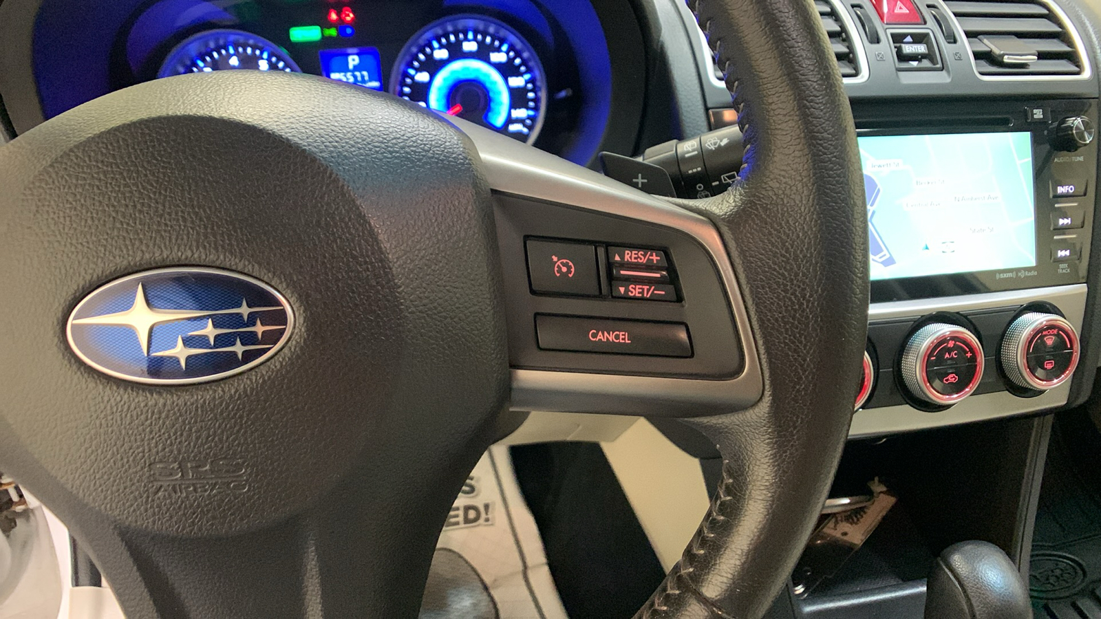 2015 Subaru XV Crosstrek Touring 31