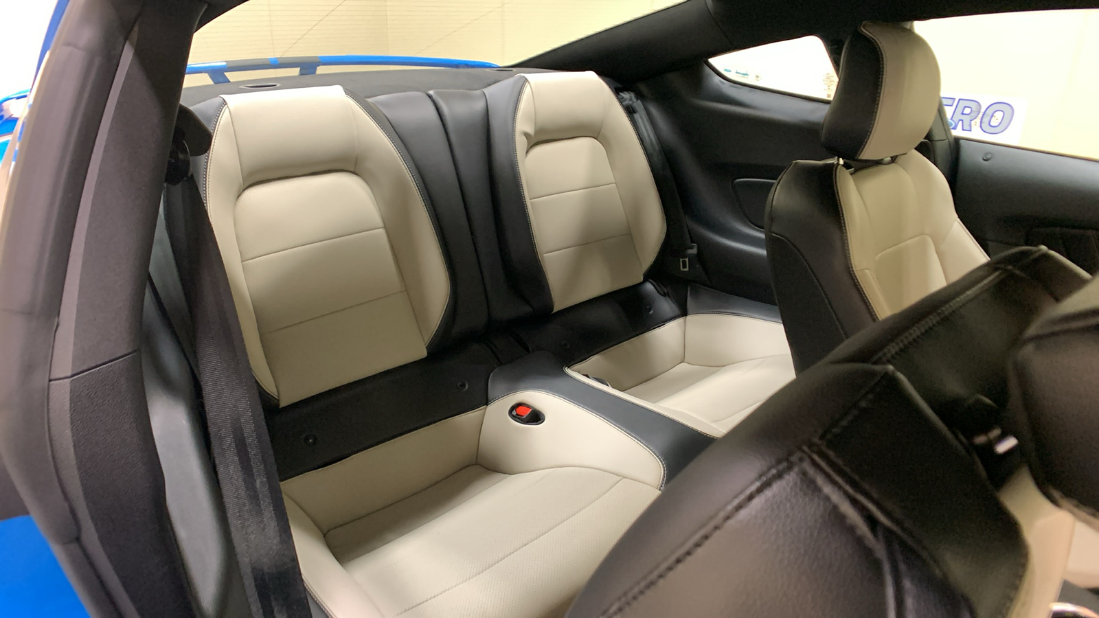 2022 Ford Mustang GT Premium 14