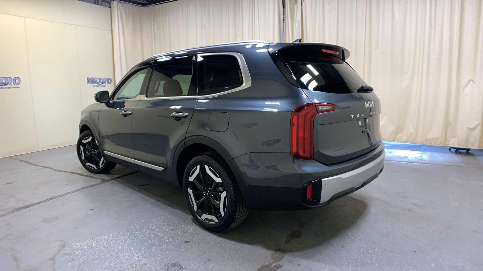 2023 Kia Telluride S 5