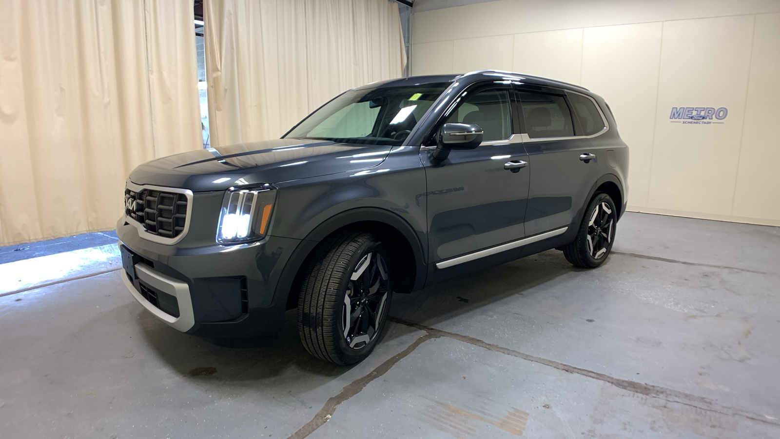 2023 Kia Telluride S 44